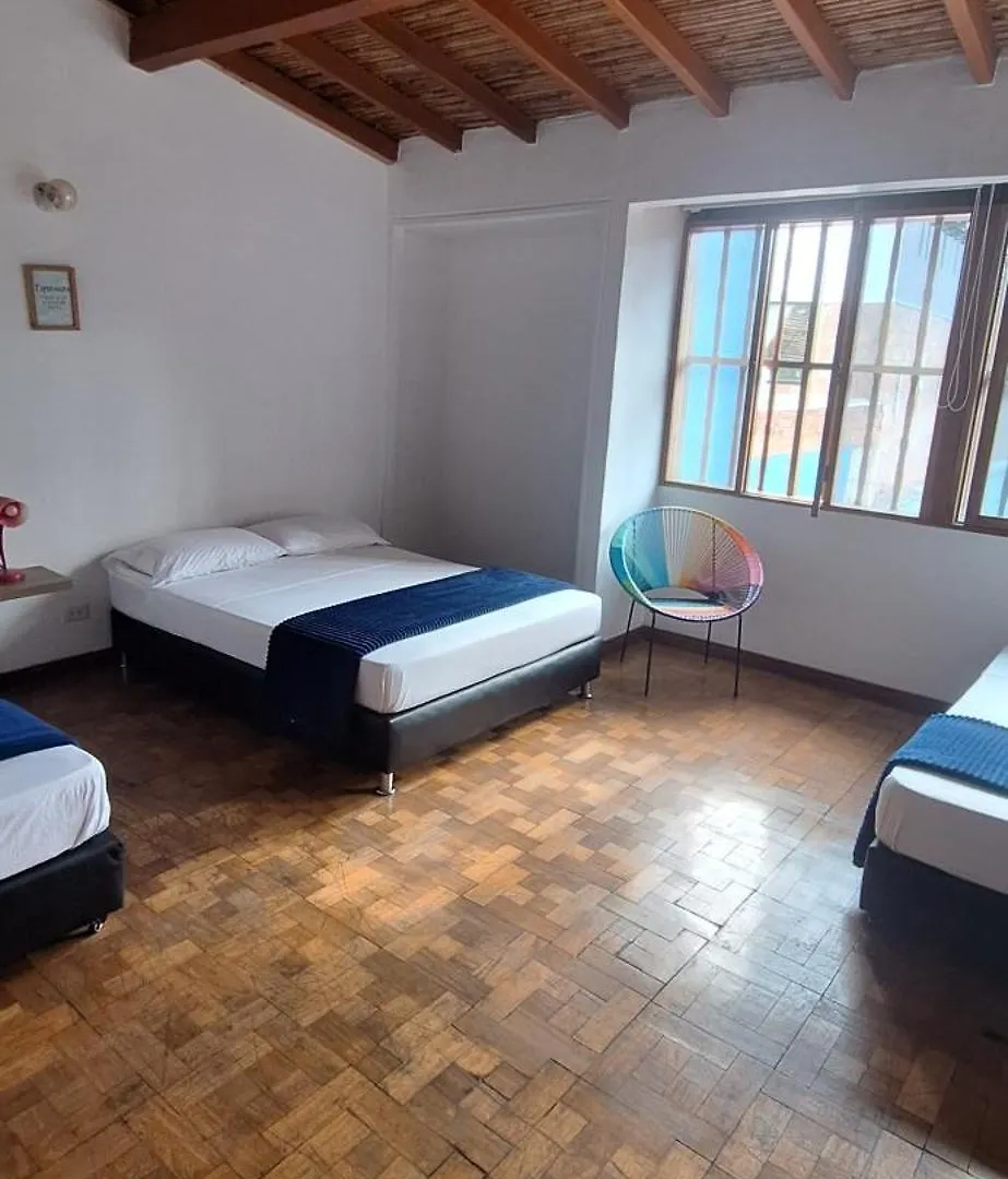 Yolo Hostel Medellin