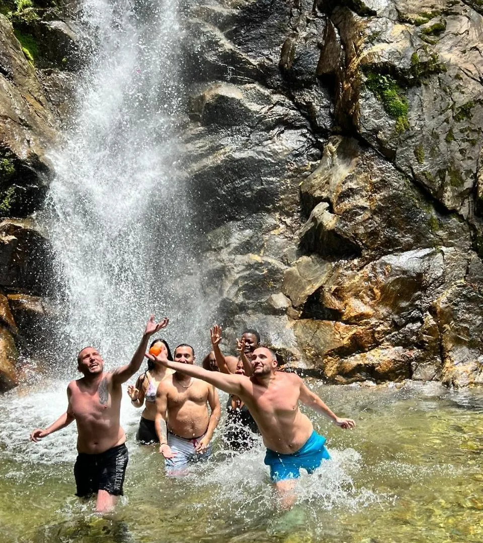 Yolo Hostel Medellin