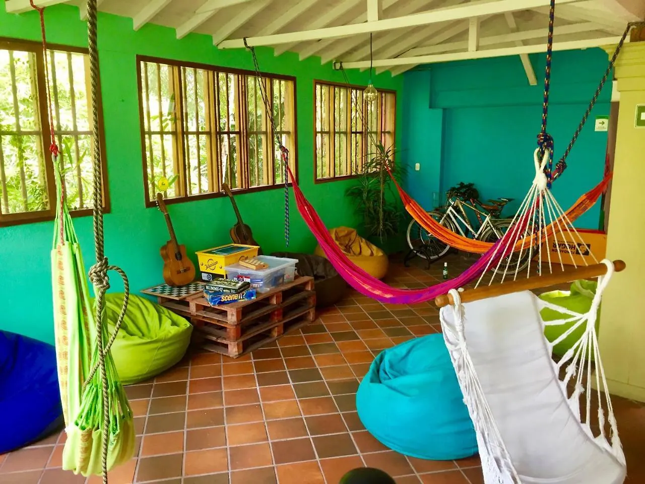 Yolo Hostel Medellín