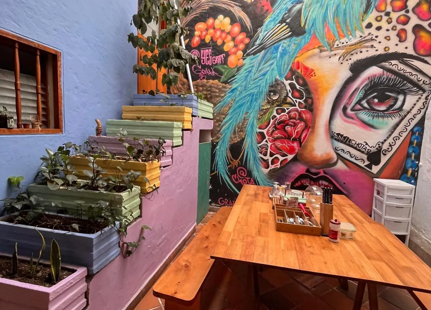 Yolo Hostel Medellín