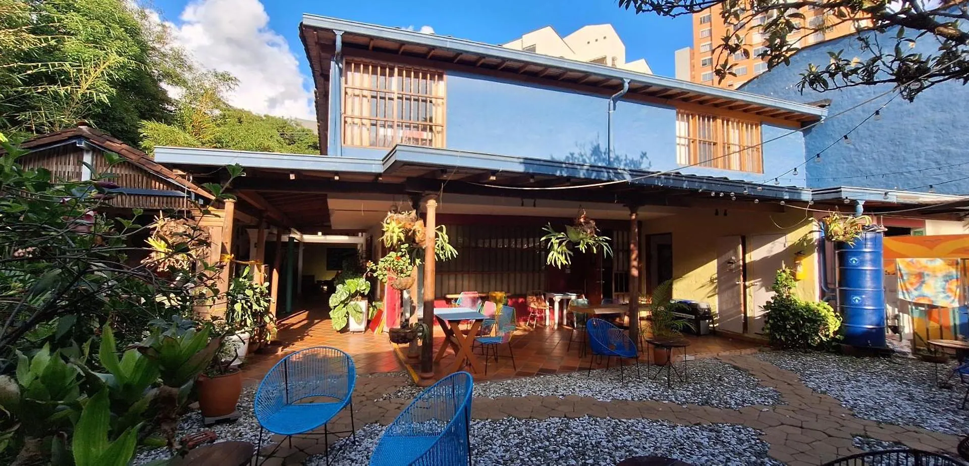 Yolo Hostel Medellín
