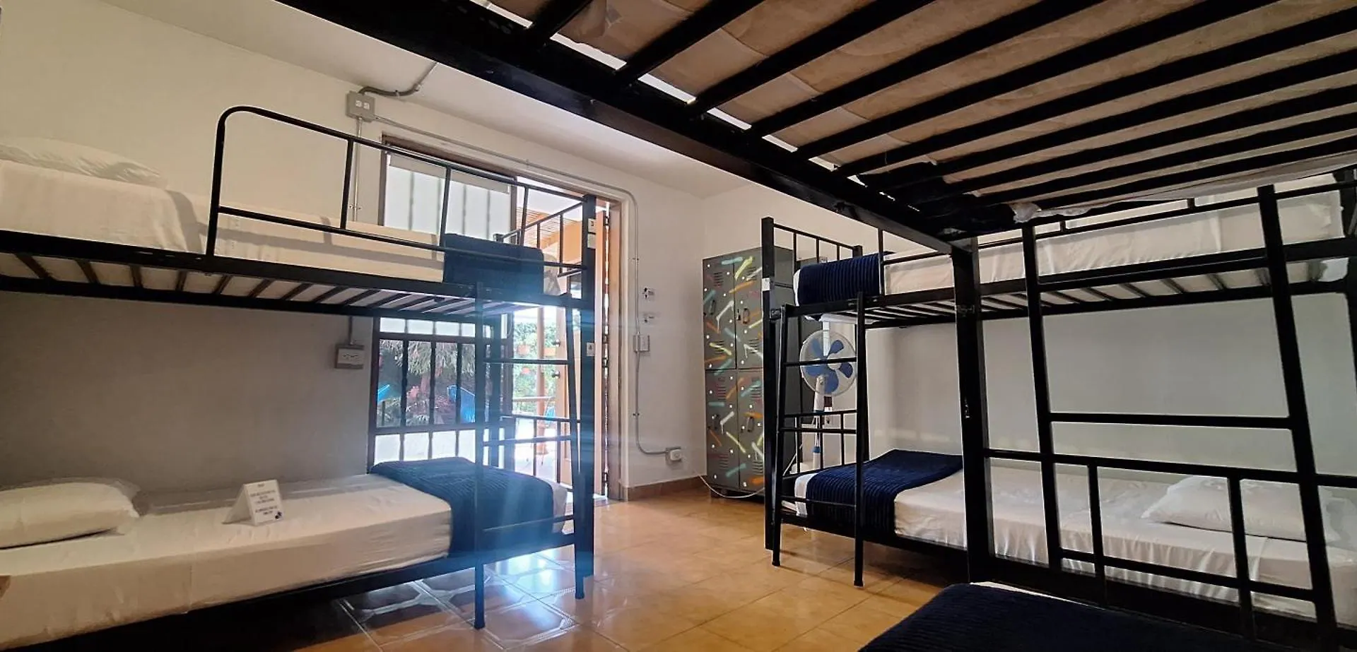 Yolo Hostel Medellín