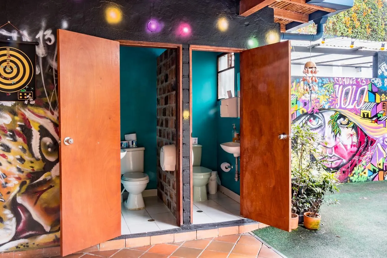 Yolo Hostel Medellín Colômbia